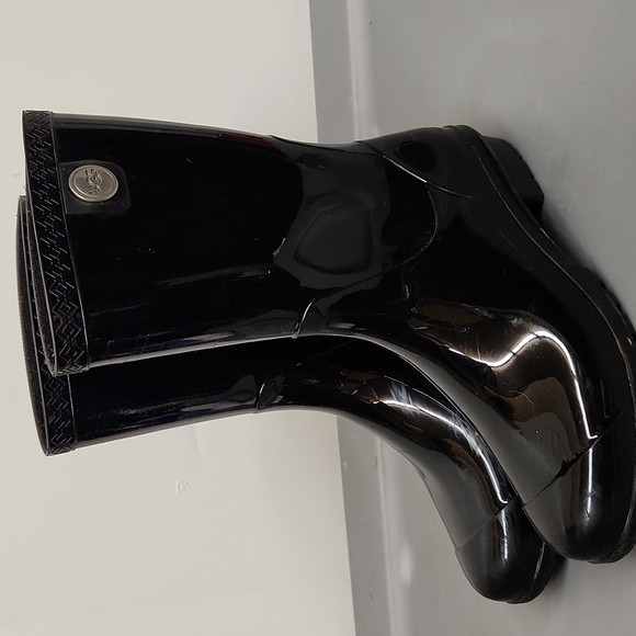 UGG Shoes - Ugg rain boots black Size 7 good condition
